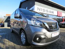 Oyster grey (m) Gebraucht 2020 Nissan NV300 Premium Edition Van | 27.990 € (Fairer Preis)