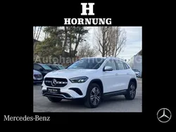 Polarweiss unilack Gebraucht 2023 Mercedes GLA250 Progressive SUV | 38.900 € (Guter Preis)