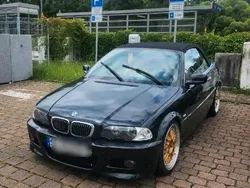 Schwarz Gebraucht 2001 BMW 320 Cabriolet Cabrio | 8.500 € (Fairer Preis)