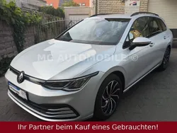 Silber Gebraucht 2021 VW Golf VIII Life Kombi | 15.550 € (Guter Preis)