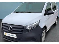 Weiß Gebraucht 2024 Mercedes Vito Van / Kleinbus | 44.949 €