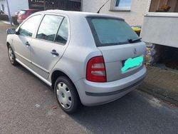 Gebraucht 2000 Skoda Fabia Comfort Limousine | 600 € (Guter Preis)