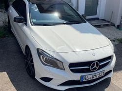 Weiß Gebraucht 2015 Mercedes CLA180 Shooting Brake Kombi | 11.890 € (Guter Preis)