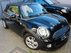 Schwarz Gebraucht 2012 Mini One Cabriolet Cabrio | 9.850 € (Fairer Preis)