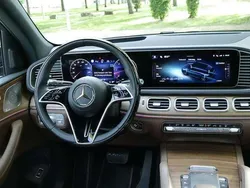 Grau Gebraucht 2024 Mercedes GLE450 AMG Advanced Plus SUV | 115.000 €