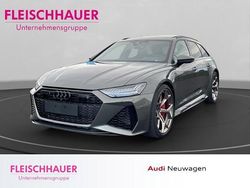 Gruen Gebraucht 2024 Audi RS6 Performance Kombi | 158.990 €
