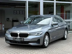 Grau Gebraucht 2022 BMW 530 Sport Line Limousine | 33.850 € (Guter Preis)