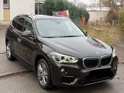 Braun Gebraucht 2016 BMW X1 Sport Line SUV | 17.590 € (Superpreis)
