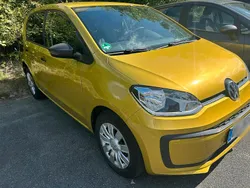 Gold Gebraucht 2018 VW up! Kleinwagen | 5.800 € (Guter Preis)