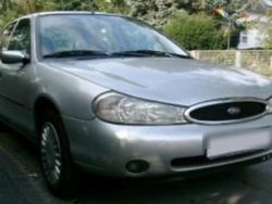 Silber Gebraucht 1999 Ford Mondeo Limousine | 777 € (Superpreis)