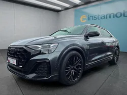 Grau Gebraucht 2024 Audi Q8 SUV | 90.899 €
