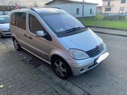 Silber Gebraucht 2002 Mercedes Vaneo Van / Kleinbus | 750 € (Superpreis)