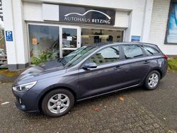 Grau (metallic) Gebraucht 2018 Hyundai i30 Kombi | 12.344 € (Fairer Preis)