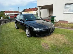 Schwarz Gebraucht 2007 Alfa Romeo 147 Kleinwagen | 2.500 € (Teuer)