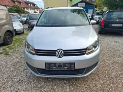 Silber Gebraucht 2012 VW Touran Comfortline Van / Kleinbus | 4.450 € (Superpreis)
