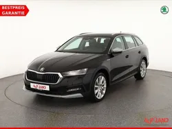 Deep black perleffect (metallic) Gebraucht 2022 Skoda Octavia Scout Kombi | 25.950 €