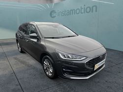 Grau Gebraucht 2024 Ford Focus Titanium X Kombi | 24.380 € (Superpreis)