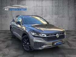Siliziumgrau metallic Gebraucht 2020 VW Touareg SUV | 34.999 € (Fairer Preis)