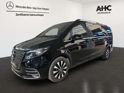 Obsidianschwarz metallic Gebraucht 2024 Mercedes V300 Van / Kleinbus | 74.970 € (Teuer)
