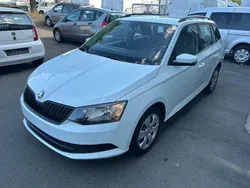 Weiß Gebraucht 2017 Skoda Fabia Cool Edition Kleinwagen | 4.990 € (Fairer Preis)