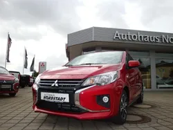 Rot Neu 2025 Mitsubishi Space Star Select+ Limousine | 16.990 €