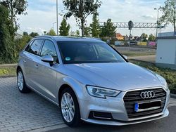 Silber Gebraucht 2019 Audi A3 Comfort Limousine | 18.000 € (Fairer Preis)