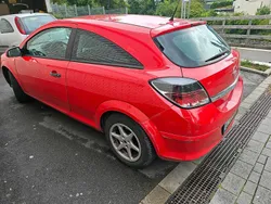 Rot Gebraucht 2009 Opel Astra Coupé | 1.150 € (Guter Preis)