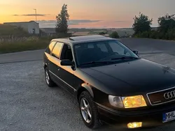 Grün Gebraucht 1992 Audi 100 Kombi | 2.500 €
