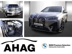 Grau Gebraucht 2024 BMW iX SUV | 70.990 € (Fairer Preis)