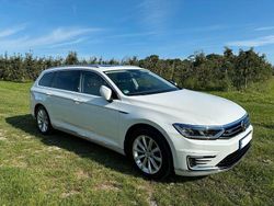 Weiß Gebraucht 2018 VW Passat GTE Kombi | 17.500 € (Fairer Preis)