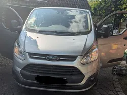 Silber Gebraucht 2013 Ford Tourneo Custom Van / Kleinbus | 12.499 € (Fairer Preis)