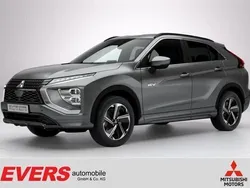 Grau Gebraucht 2023 Mitsubishi Eclipse Cross Select SUV | 32.950 € (Teuer)