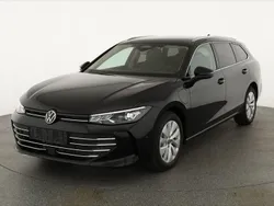 Grenadillschwarz metallic Neu 2025 VW Passat Business Kombi | 45.445 € (Guter Preis)