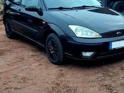 Schwarz Gebraucht 2004 Ford Focus Trend Limousine | 1.850 € (Fairer Preis)