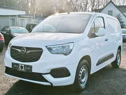 Jade weiss/arktis weiss Gebraucht 2021 Opel Combo Edition Van / Kleinbus | 11.990 € (Guter Preis)