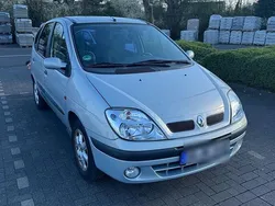 Silber Gebraucht 1999 Renault Scénic Van / Kleinbus | 2.200 €