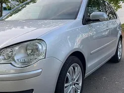 Grau Gebraucht 2009 VW Polo Kleinwagen | 2.200 € (Guter Preis)