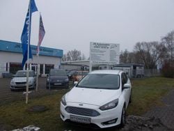 Weiß Gebraucht 2016 Ford Focus Titanium Kombi | 5.999 € (Superpreis)