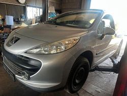 Silber Gebraucht 2006 Peugeot 207 | 1.290 € (Guter Preis)