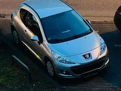 Gebraucht 2010 Peugeot 207 Tendance Limousine | 2.600 € (Etwas zu teuer)