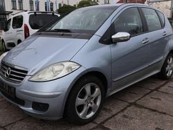 Blau Gebraucht 2007 Mercedes A200 Avantgarde Kleinwagen | 2.350 € (Superpreis)