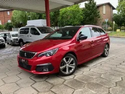 Rot Gebraucht 2019 Peugeot 308 GT-line Kombi | 14.990 € (Fairer Preis)