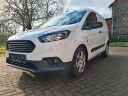 Weiß Gebraucht 2023 Ford Courier Van / Kleinbus | 14.500 €