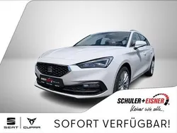 Weiß Gebraucht 2022 Seat Leon XCELLENCE Limousine | 20.490 € (Etwas zu teuer)