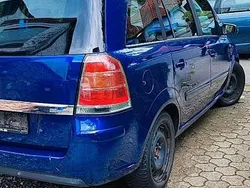 Blau Gebraucht 2006 Opel Zafira Van / Kleinbus | 2.000 €