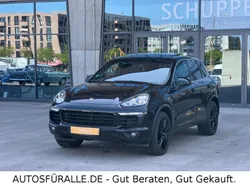Tiefschwarzmetallic Gebraucht 2015 Porsche Cayenne SUV | 37.999 € (Etwas zu teuer)