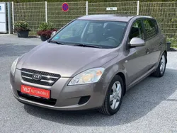 Beige Gebraucht 2008 Kia Ceed 4 Limousine | 3.590 € (Fairer Preis)