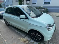 Andere außenfarben Gebraucht 2020 Renault Twingo Intens Kleinwagen | 9.900 € (Guter Preis)
