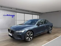 Denim blue / metallic Gebraucht 2024 Volvo S60 Ultimate Limousine | 42.890 € (Etwas zu teuer)