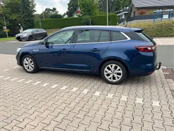 Blau Gebraucht 2019 Renault Mégane GrandTour LIMITED Kombi | 13.500 € (Fairer Preis)